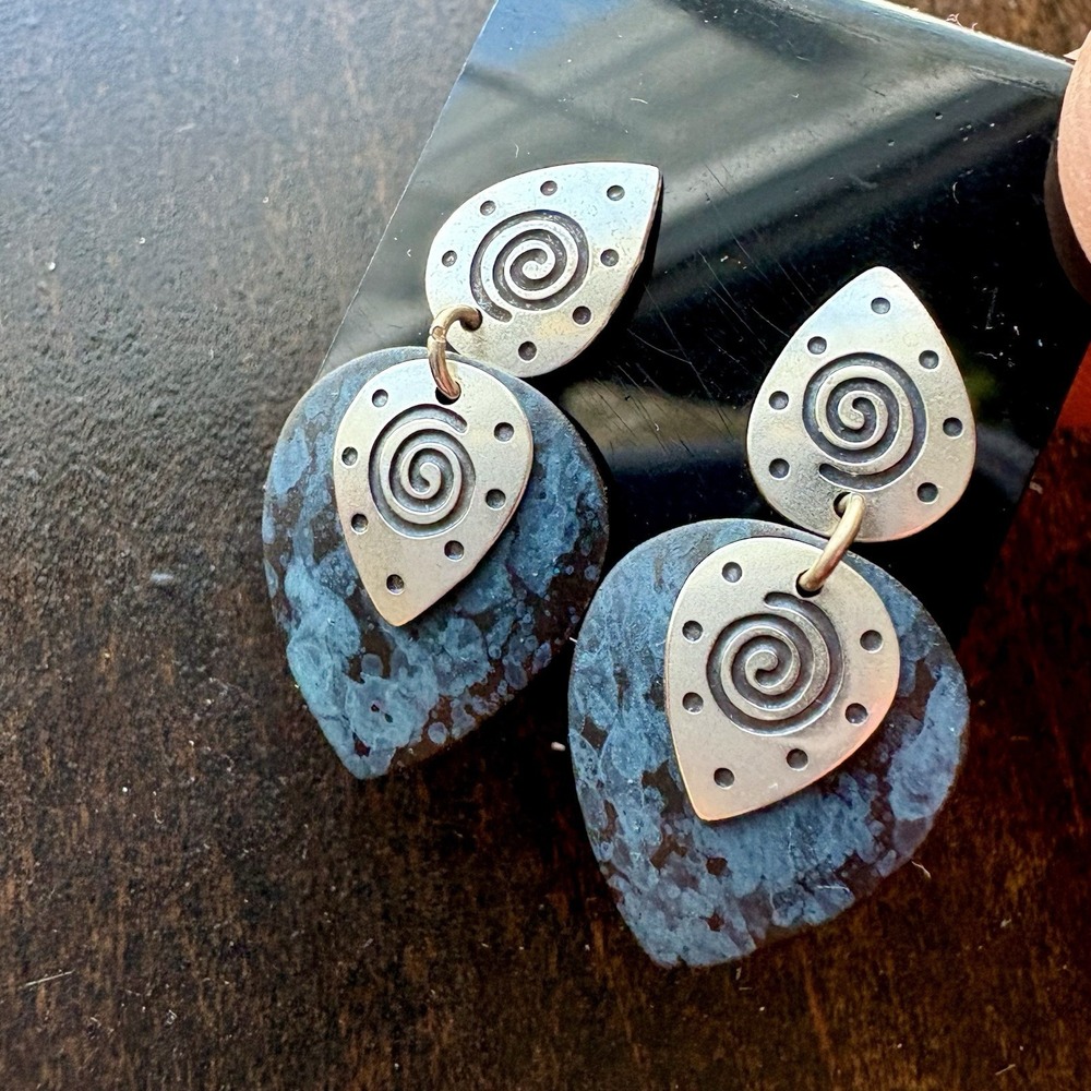 Vintage Sterling‎ Silver 925 & blue spiral teardrop post earrings